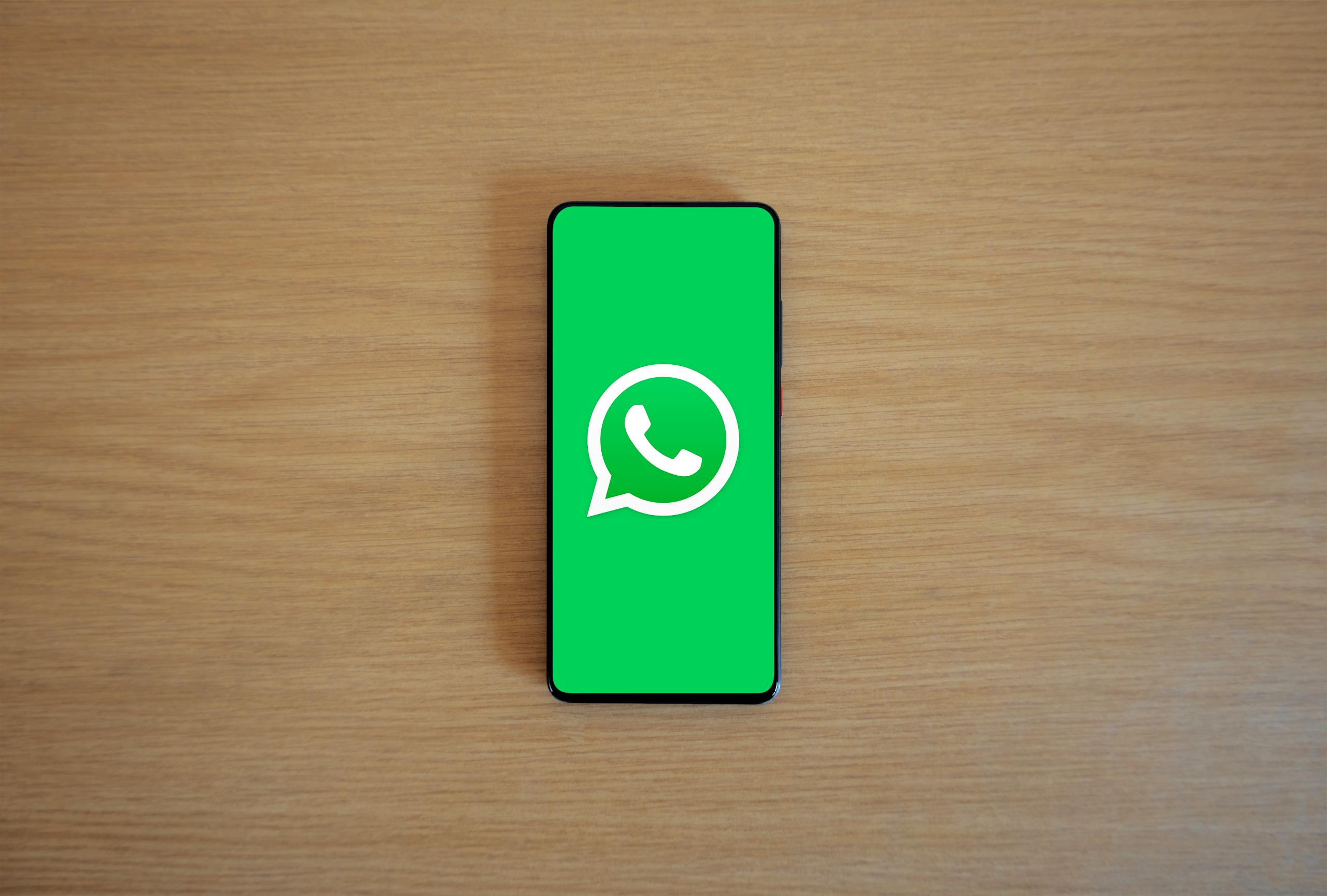 <span color-type="color" style="color: #181c32">Можно ли настроить автоответы в MAX или WhatsApp?</span>